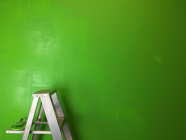 fresh-paint-wall-green